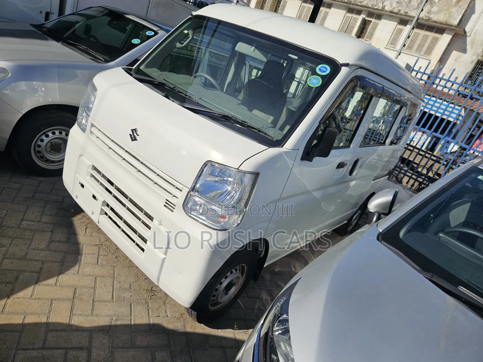 Suzuki Every 2019 White