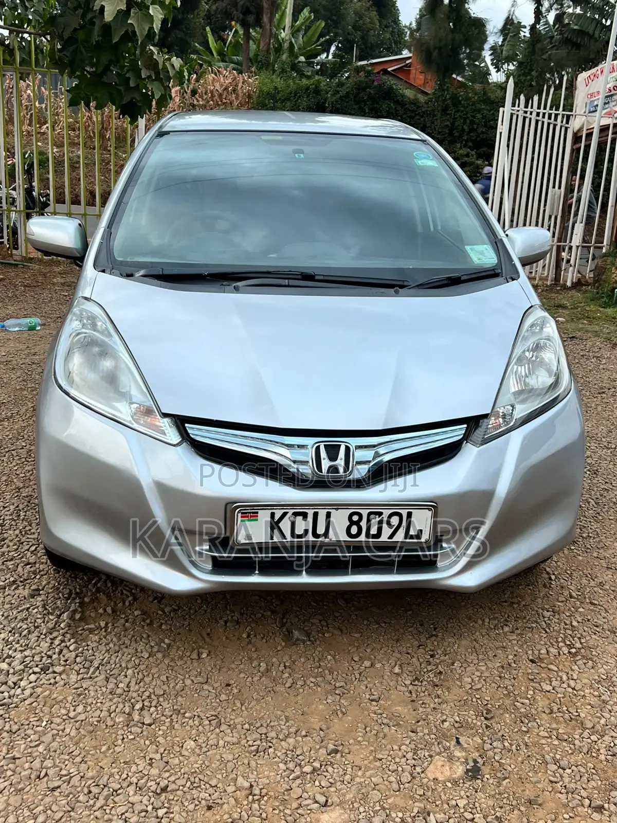 Honda Fit Automatic 2012 Silver