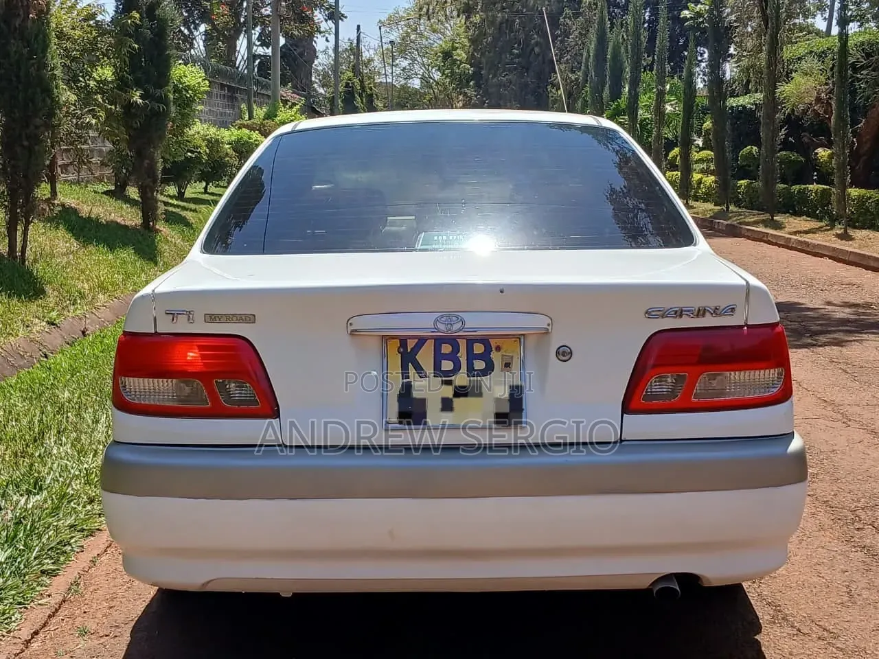 Toyota Carina 2001 White