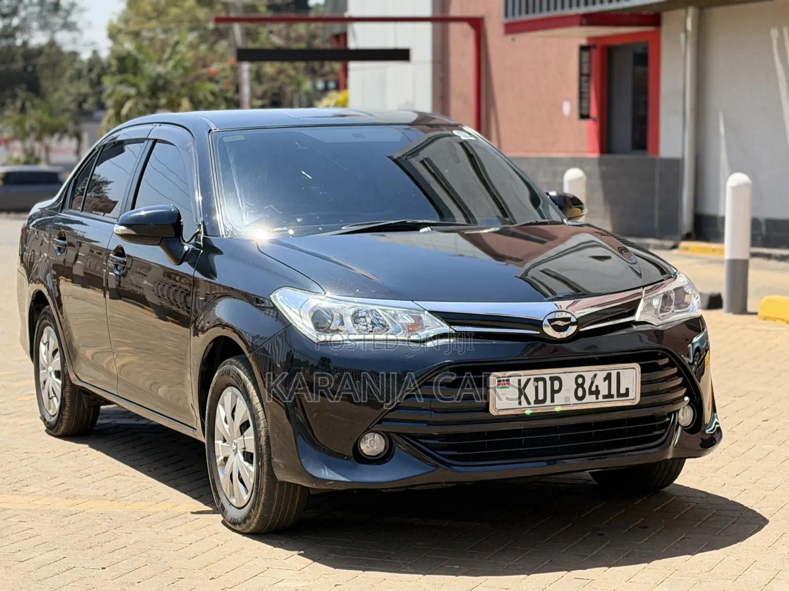 Toyota Axio 1.5 Luxel 4WD 2017 Black