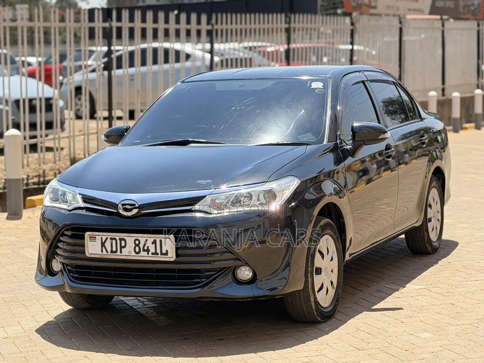 Toyota Axio 1.5 Luxel 4WD 2017 Black