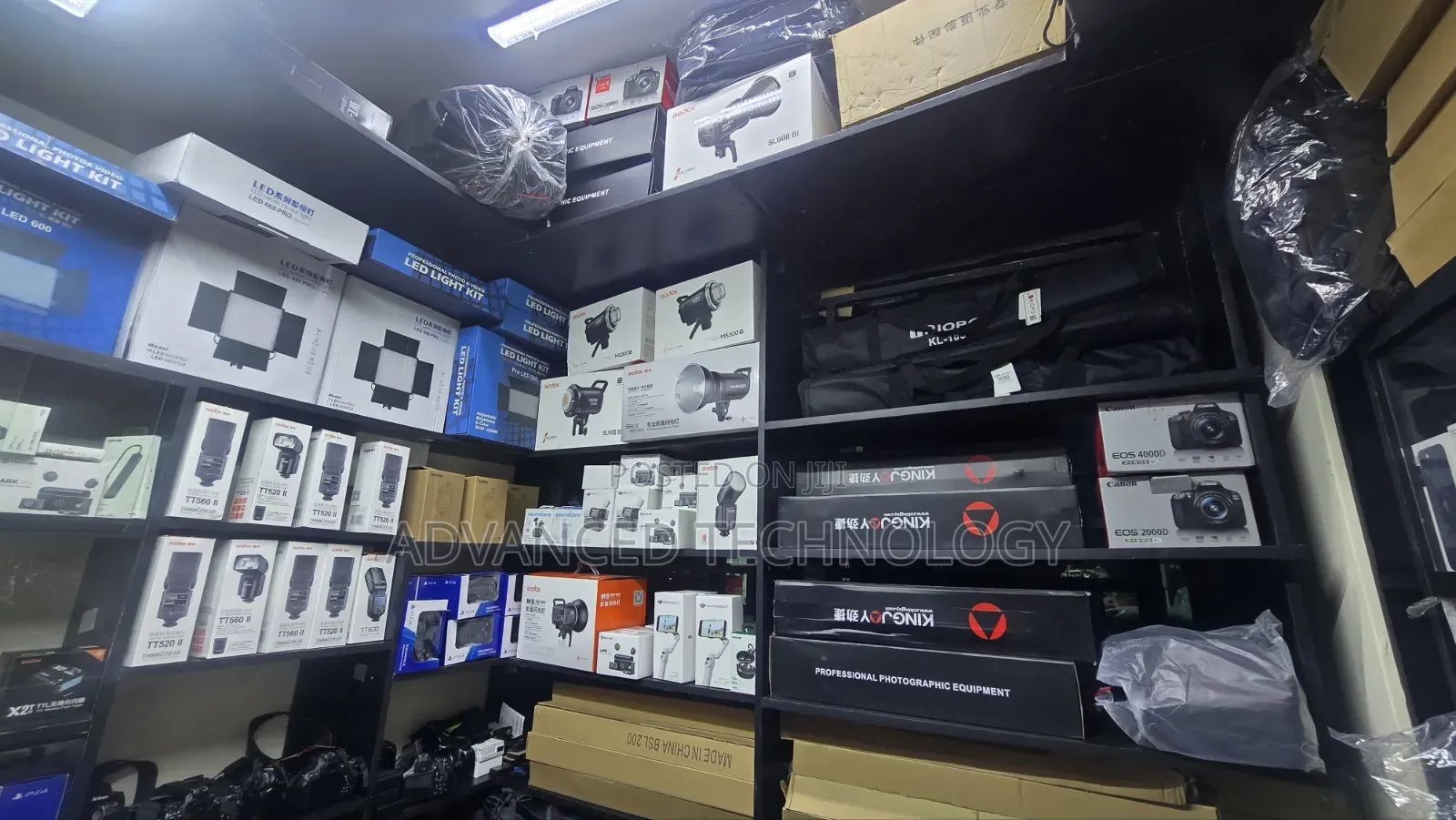 Camera Accesories,microphone,video Light,tripod Available