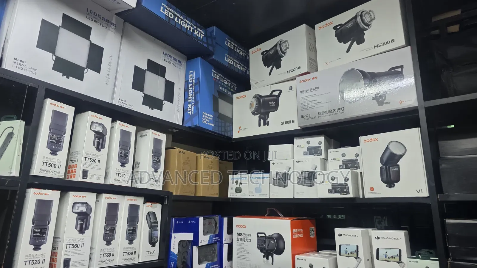 Camera Accesories,microphone,video Light,tripod Available