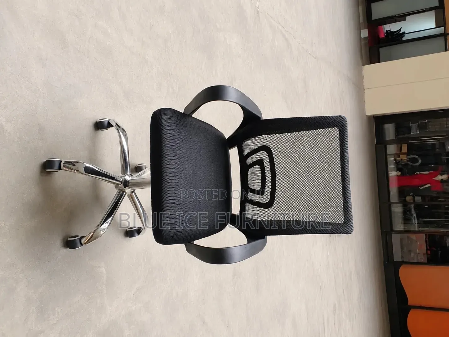 Comfortable Swivel Desk Chair for Sale in Kenya