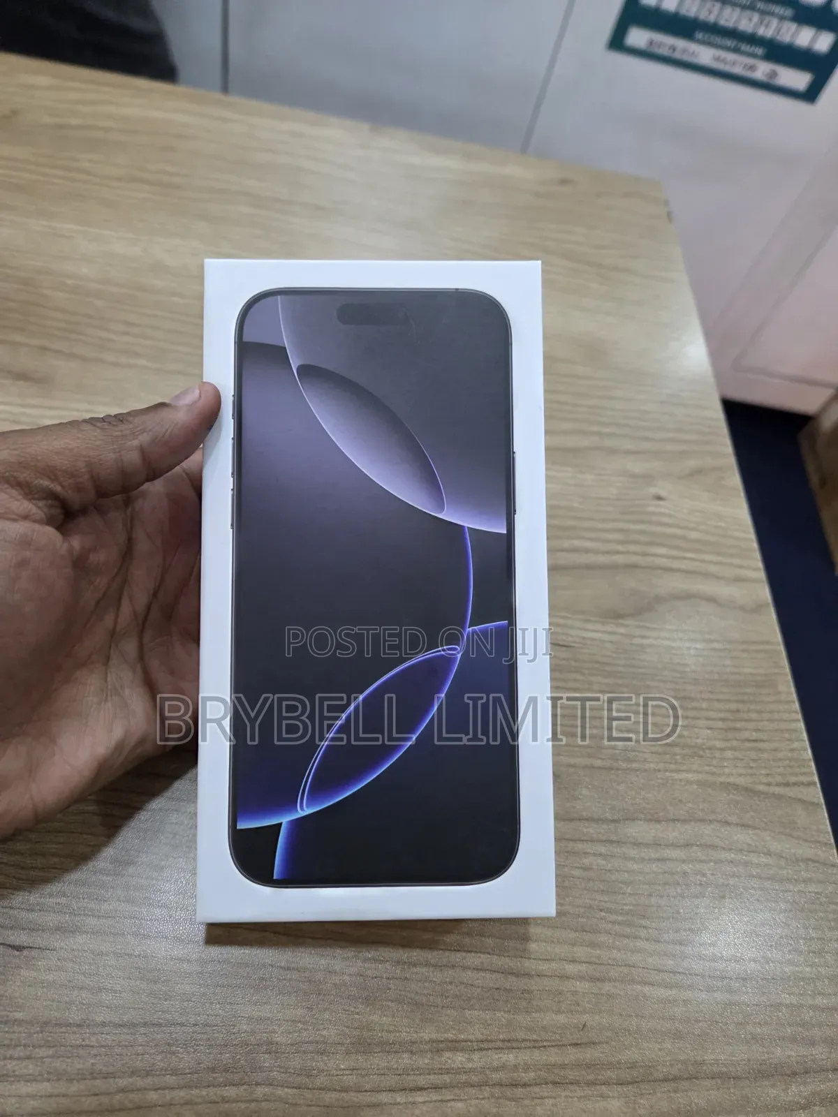New Apple iPhone 16 Pro Max 256 GB Blue
