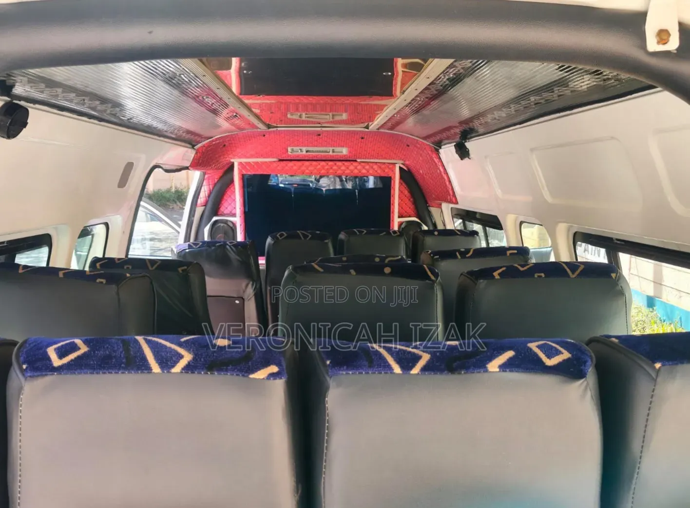Toyota HiAce 2017 White