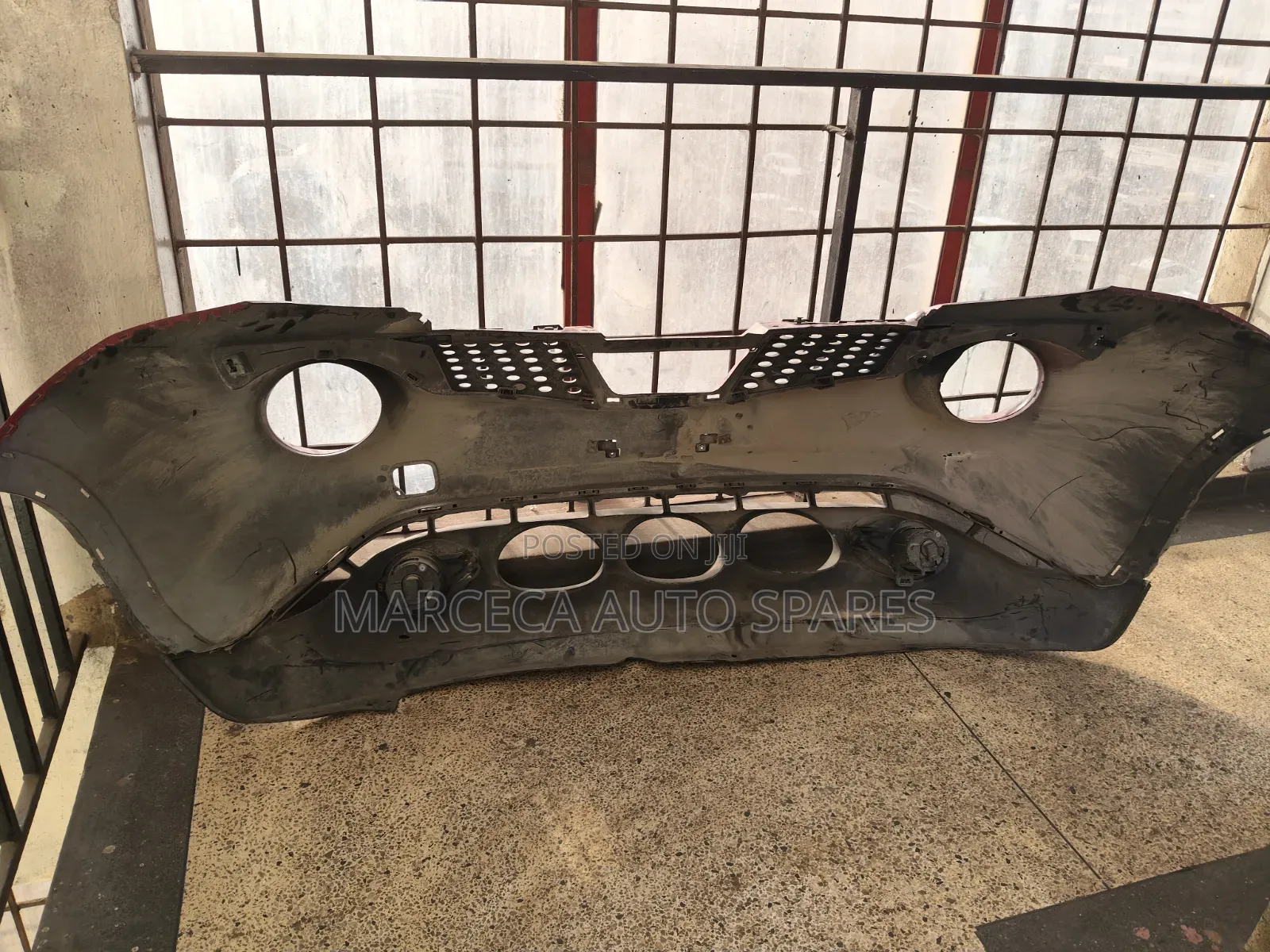 Front Bumper Nissan Juke 2011