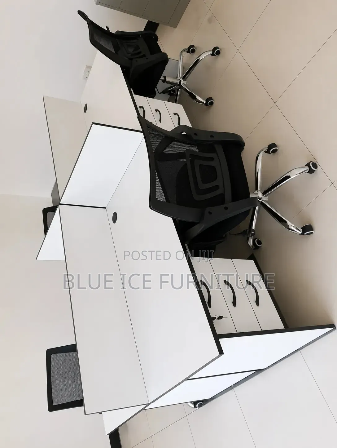 White 4 Way Office Workstation With Drawers Partition Panels