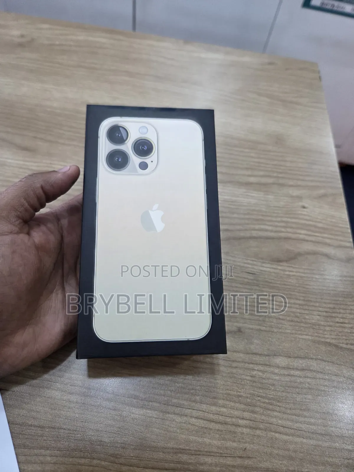 New Apple iPhone 13 Pro Max 256 GB Gold