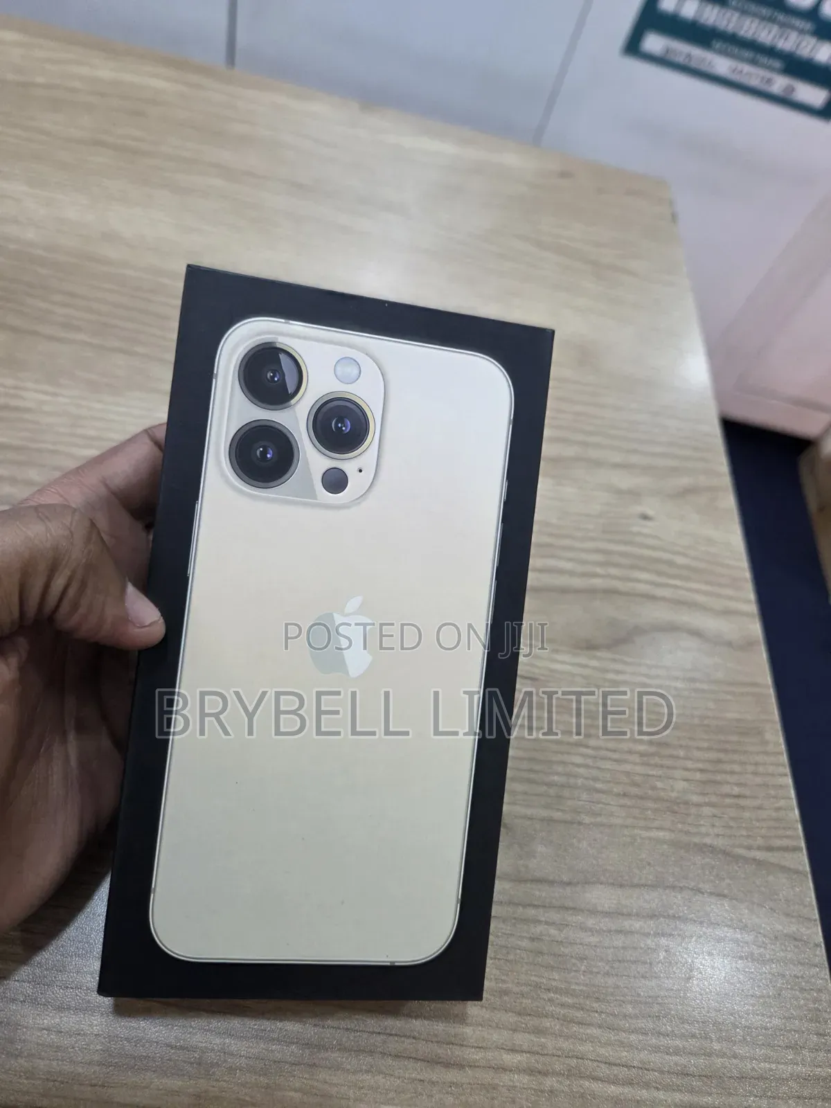 New Apple iPhone 13 Pro Max 256 GB Gold