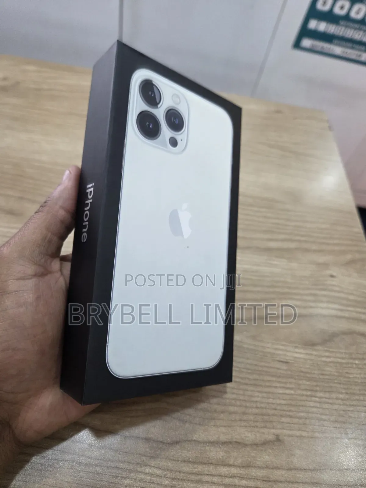 New Apple iPhone 13 Pro Max 256 GB Silver