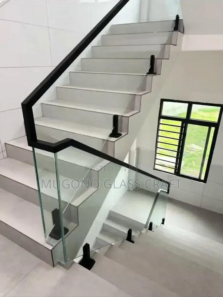 10mm Toughened Glass and Stainless Steel Railings