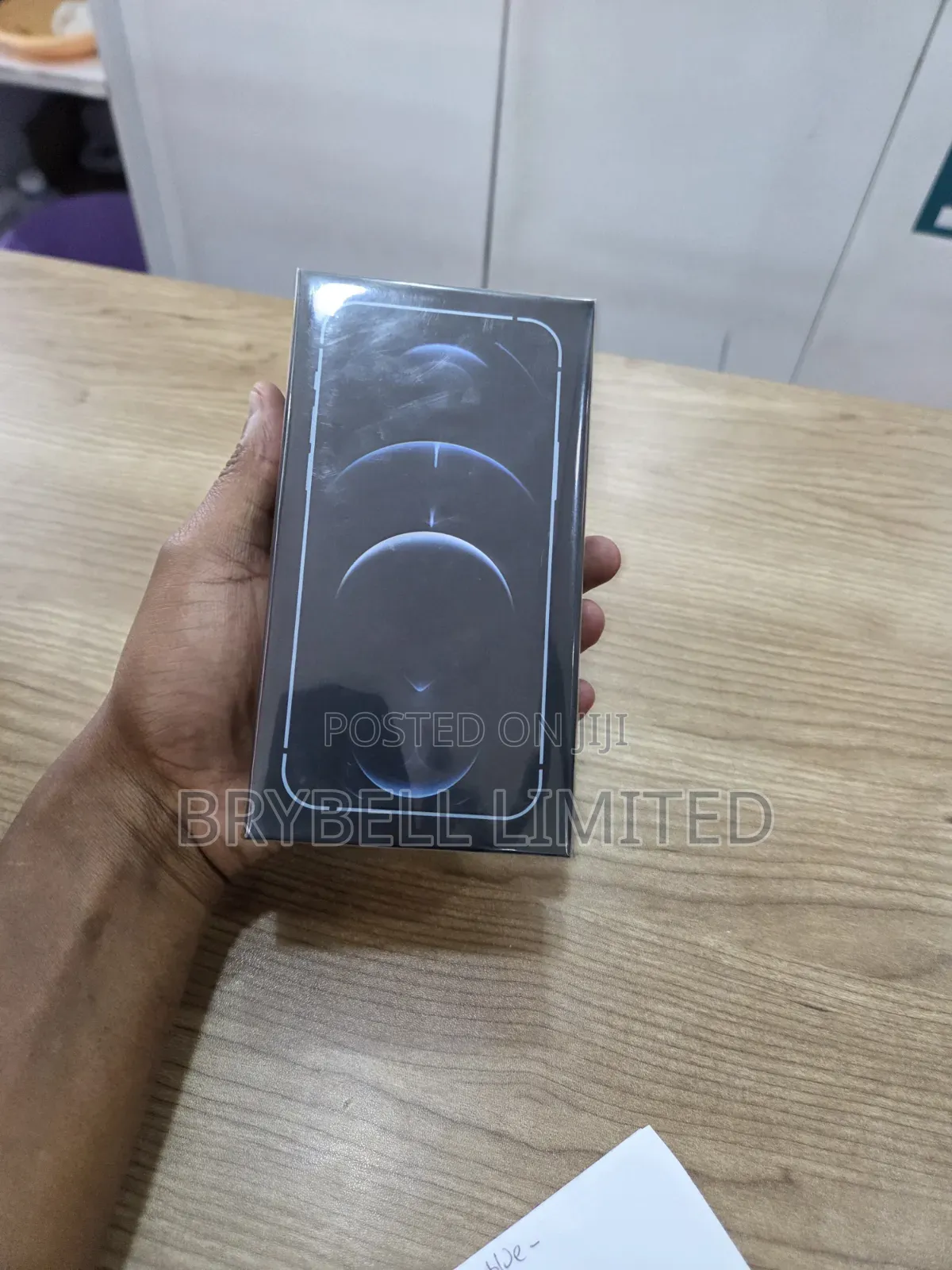 New Apple iPhone 12 Pro 256 GB Gold