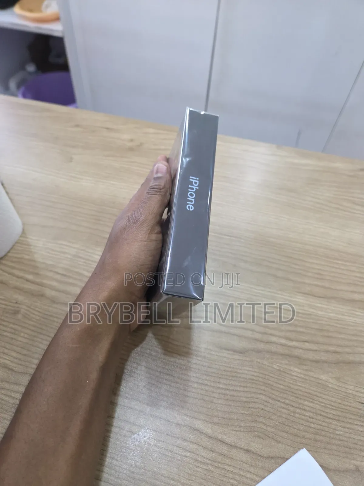 New Apple iPhone 12 Pro 256 GB Gold