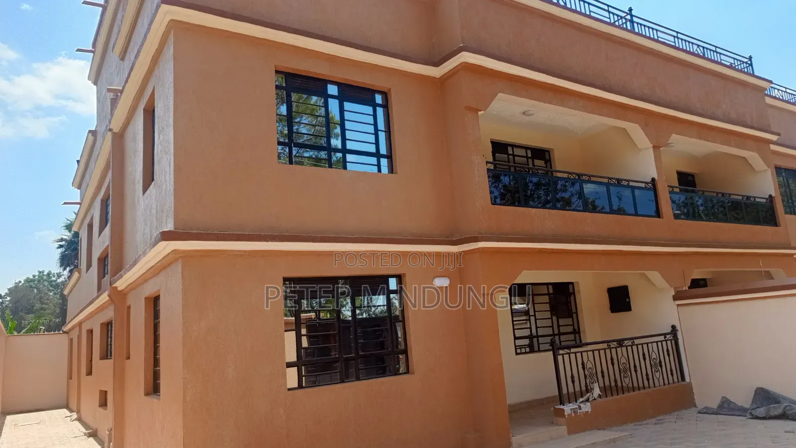 4bdrm Maisonette in Thome for rent
