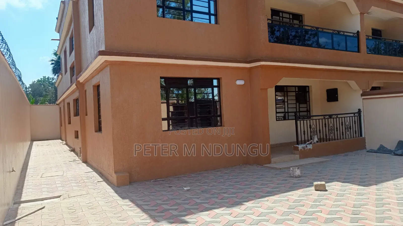 4bdrm Maisonette in Thome for rent