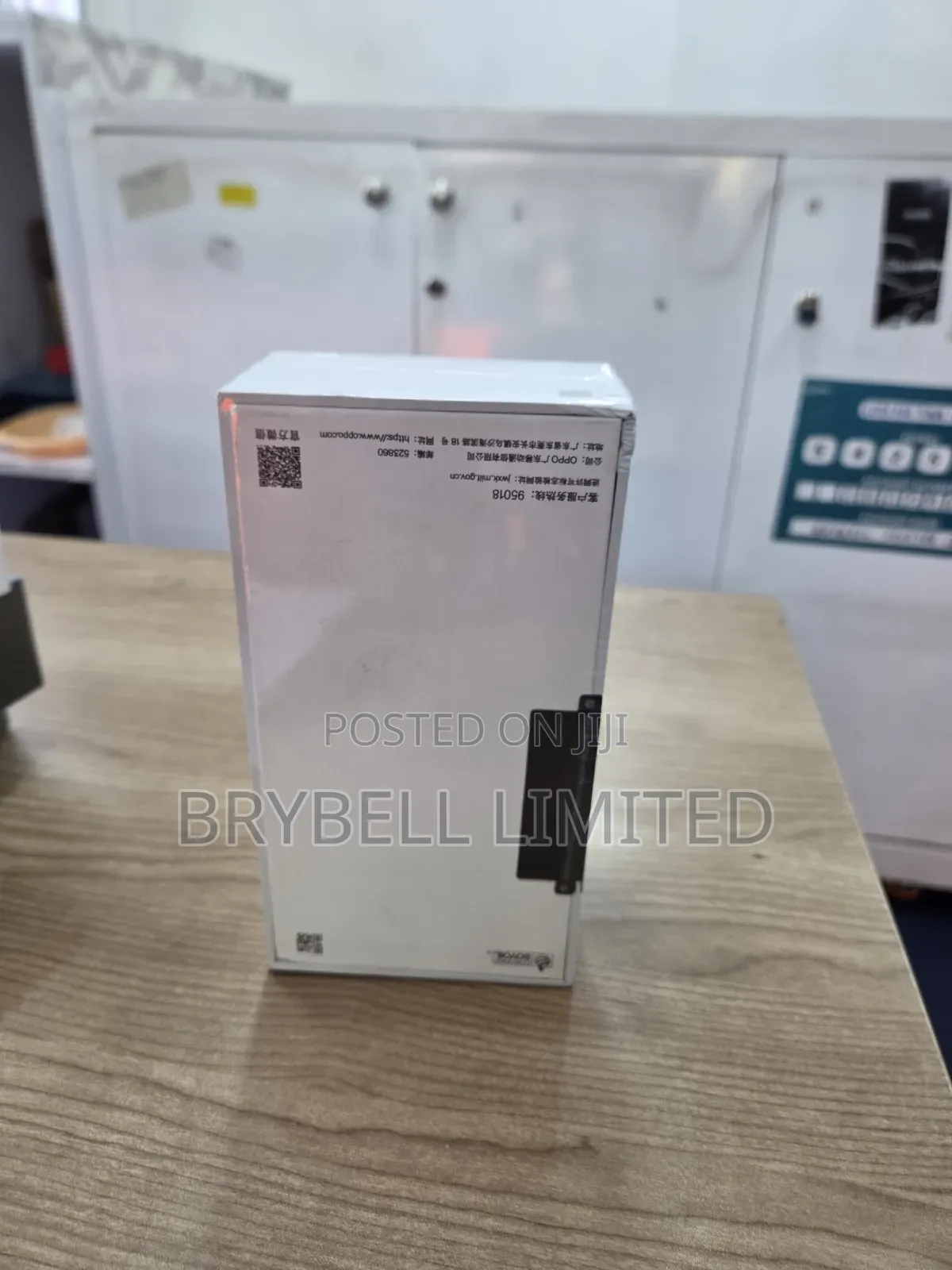 New Oppo Reno13 Pro 16 GB Black