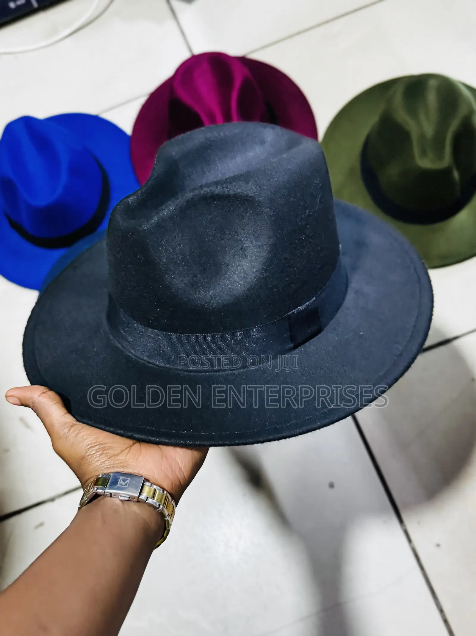 Black Unisex Wide-Brim Fedora Hat – Stylish Versatile