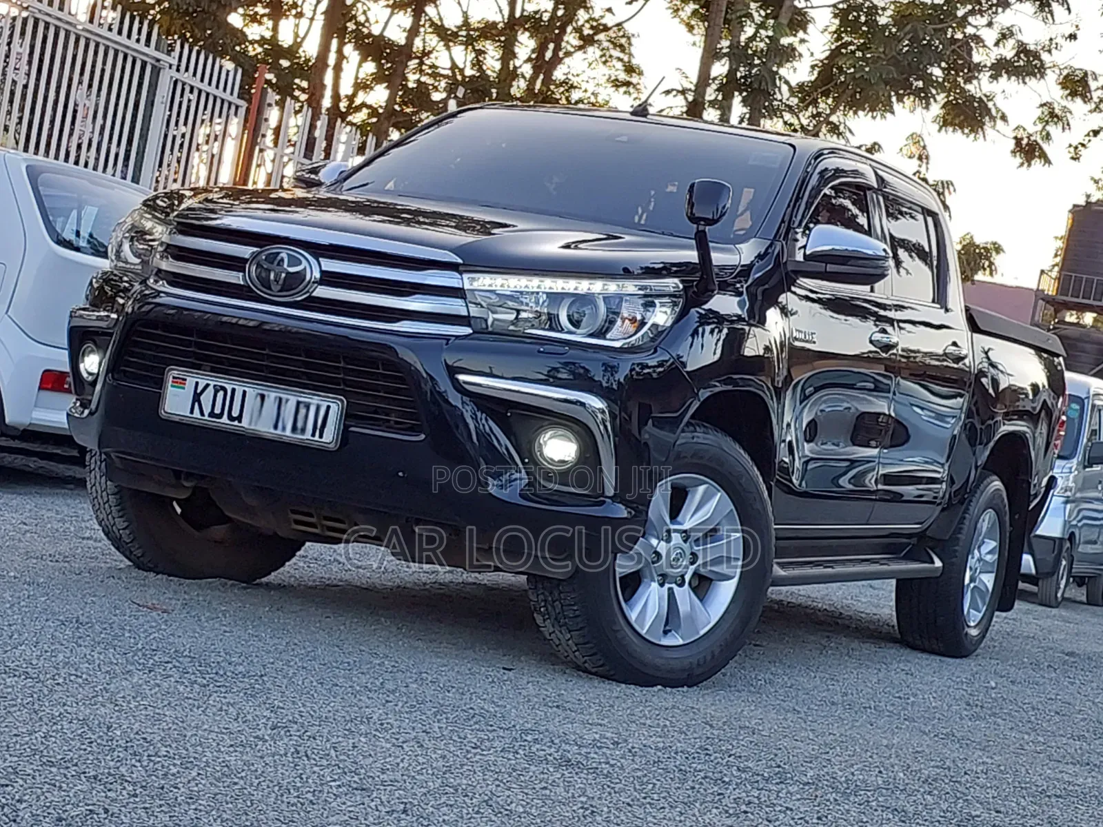 Toyota Hilux 2018 Black