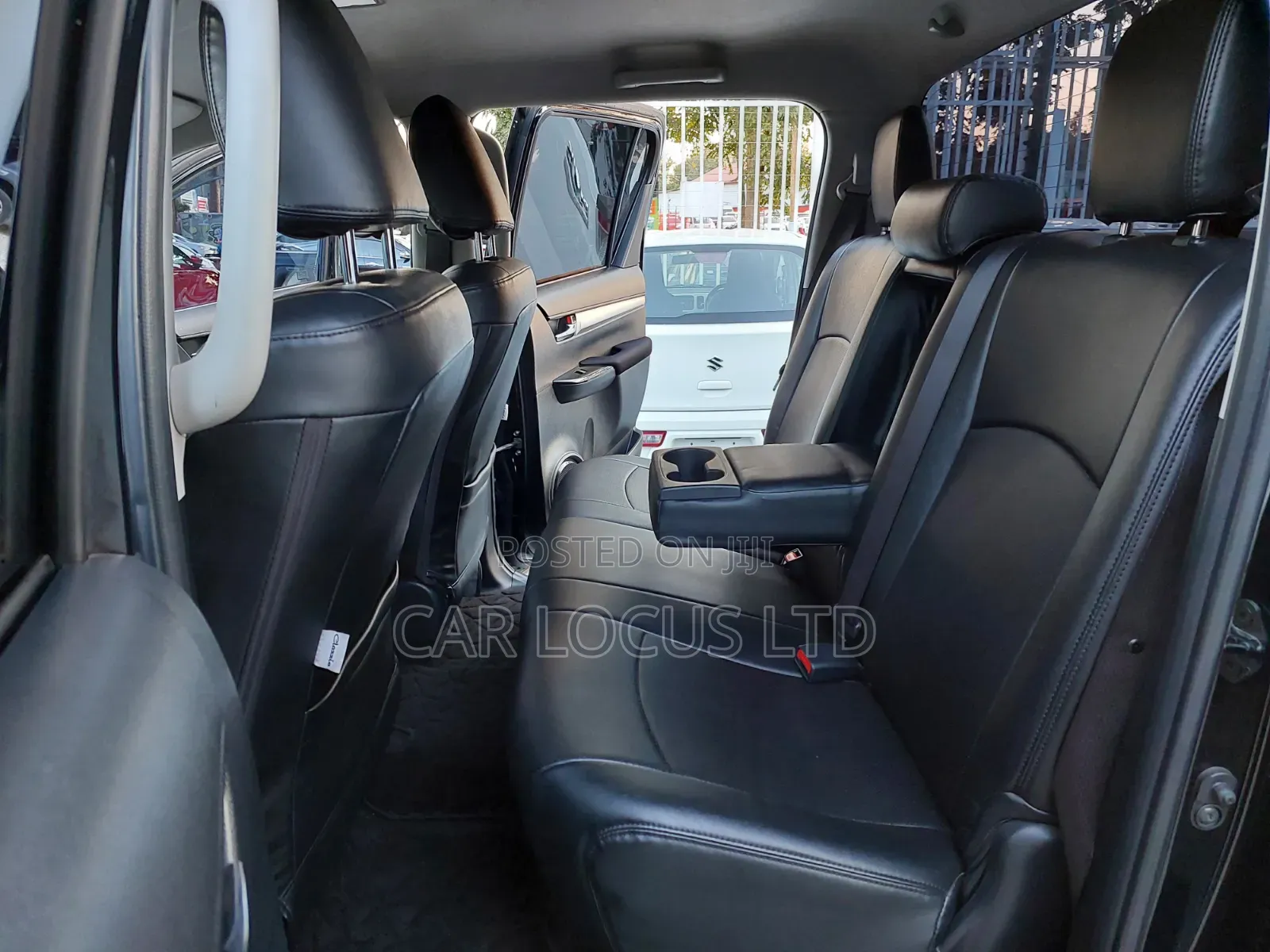 Toyota Hilux 2018 Black