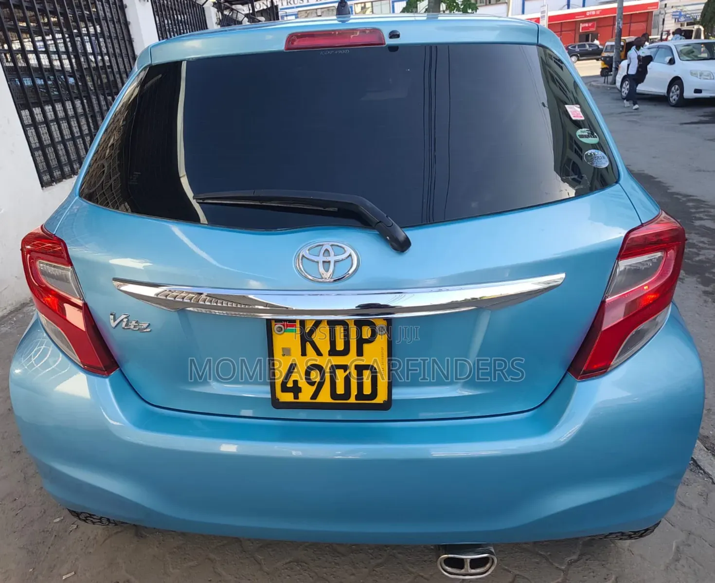 Toyota Vitz 2016 Blue