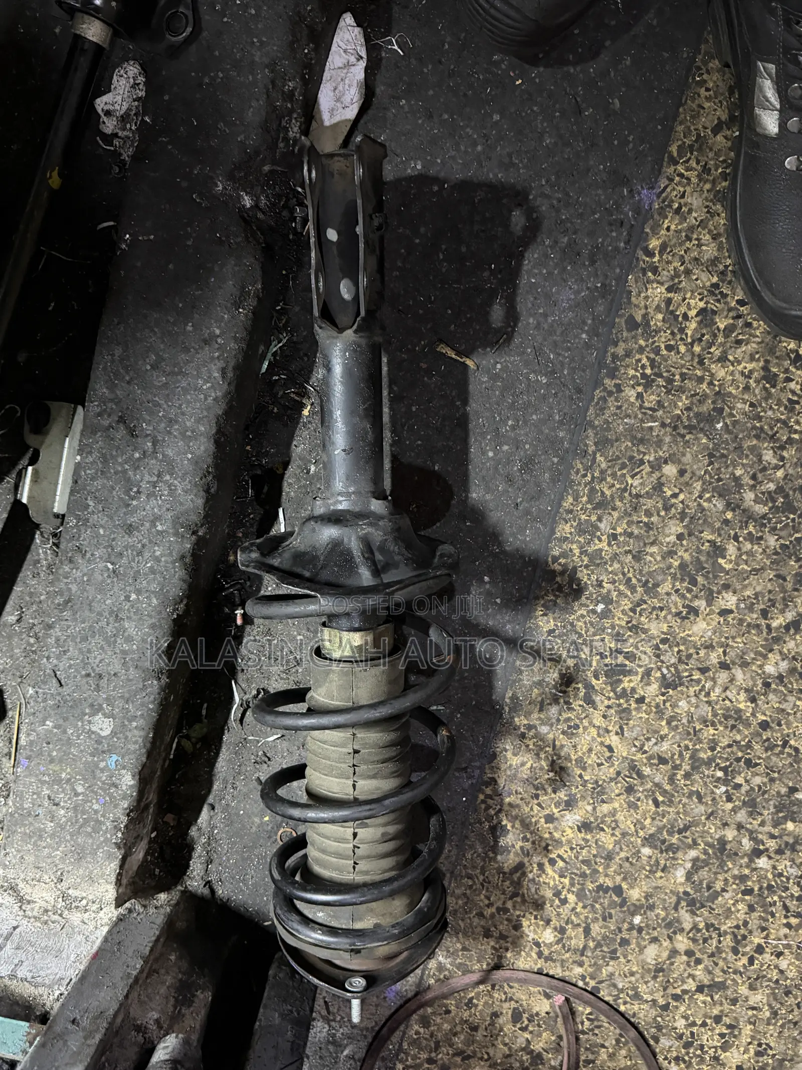 Succeed /Probox Front Shocks