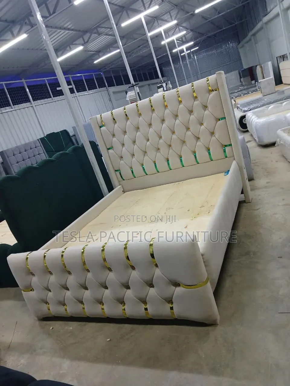 5by6 Chester Bed at 28,000 Offer Free Delivery Within the Country