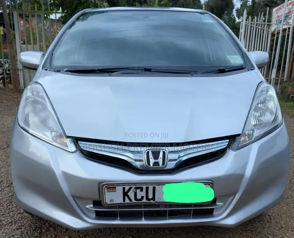Honda Fit 2012 Silver