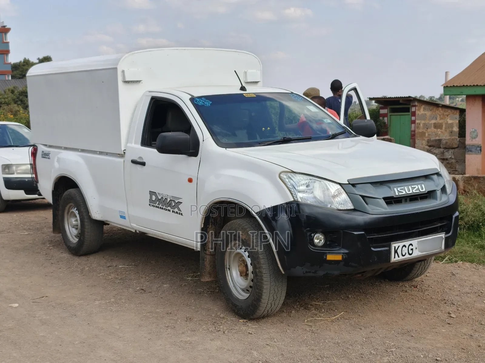 Isuzu D-MAX 2015 White