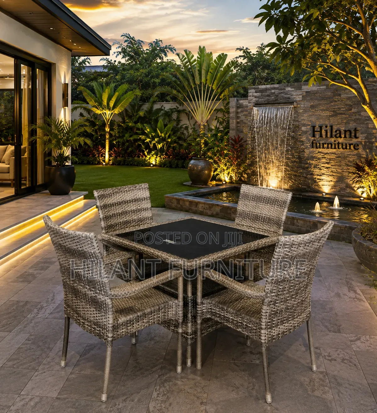 Luxury 4-Seater Wicker Outdoor Dining Set With Glass Table