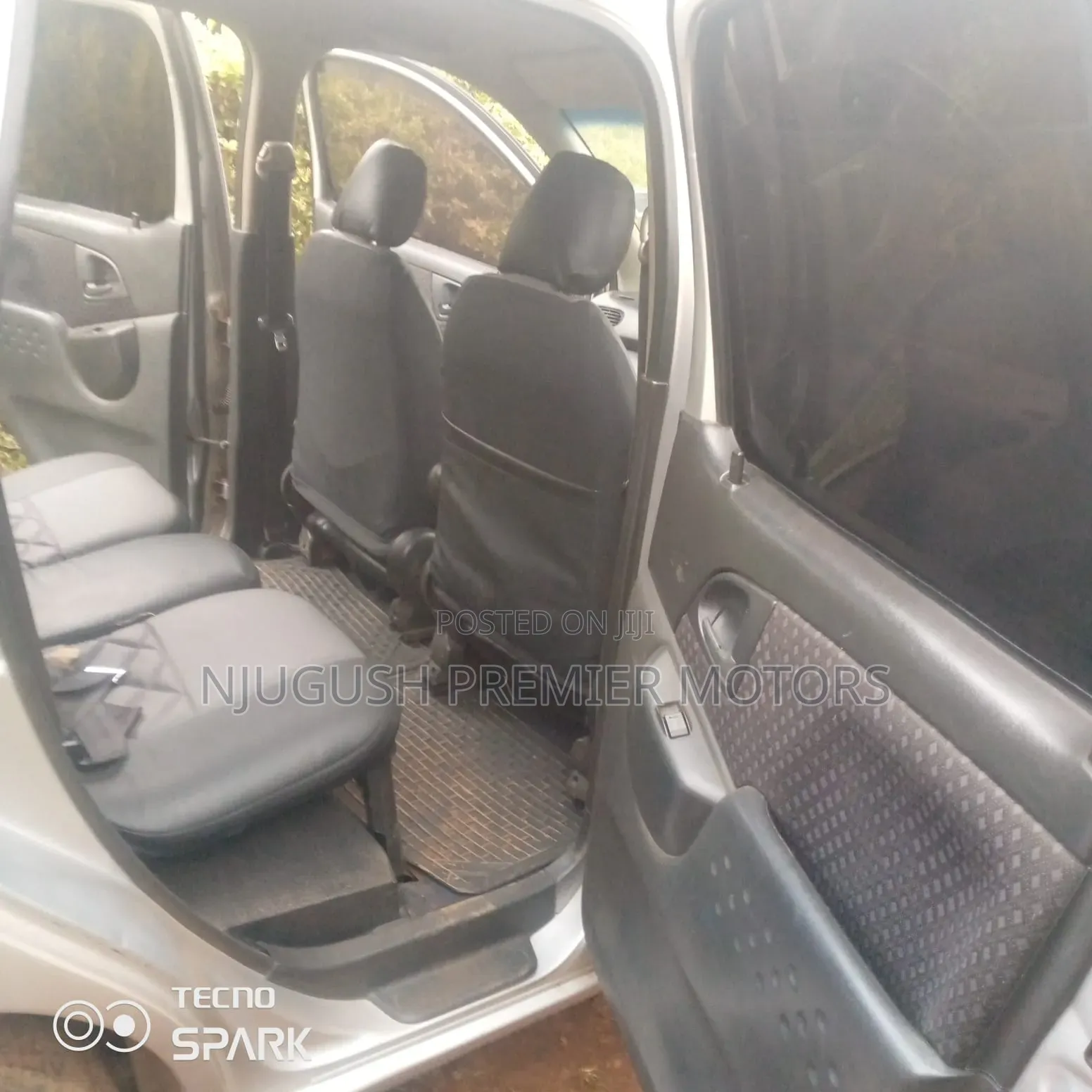Toyota Fun Cargo 2005 Silver