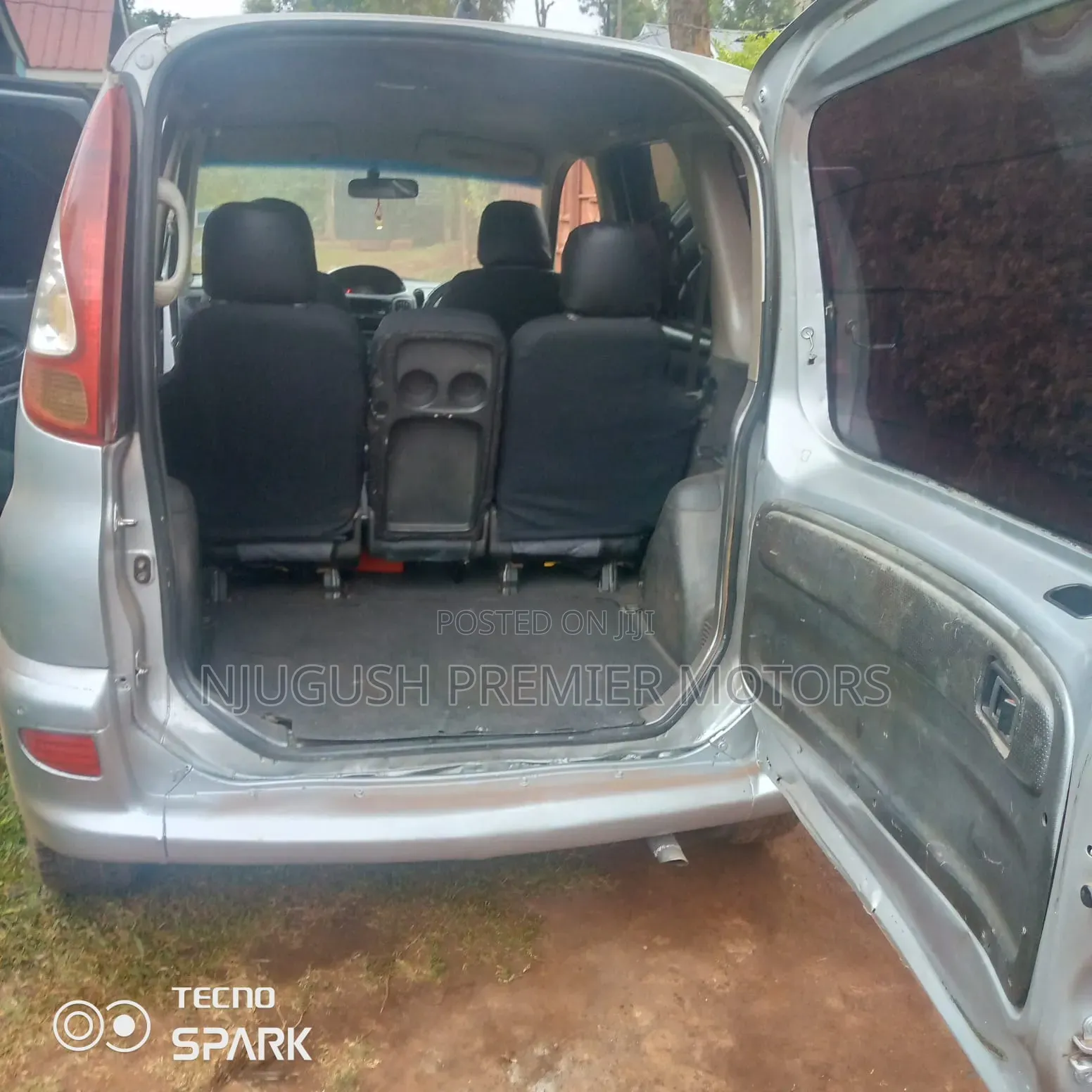 Toyota Fun Cargo 2005 Silver