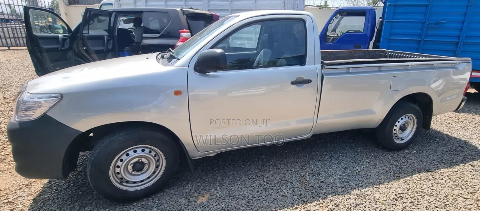 Toyota Hilux 2012 Silver