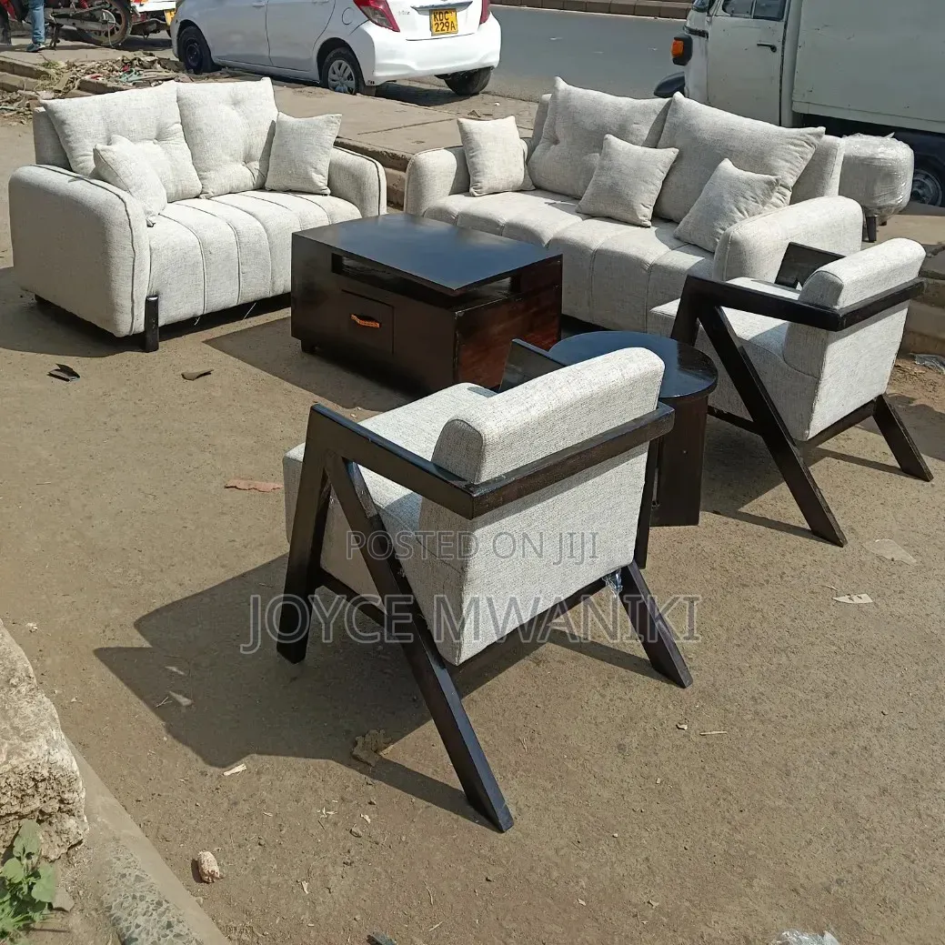 Modern Sofa Set, 7 Seater With a Matching Coffee Table 