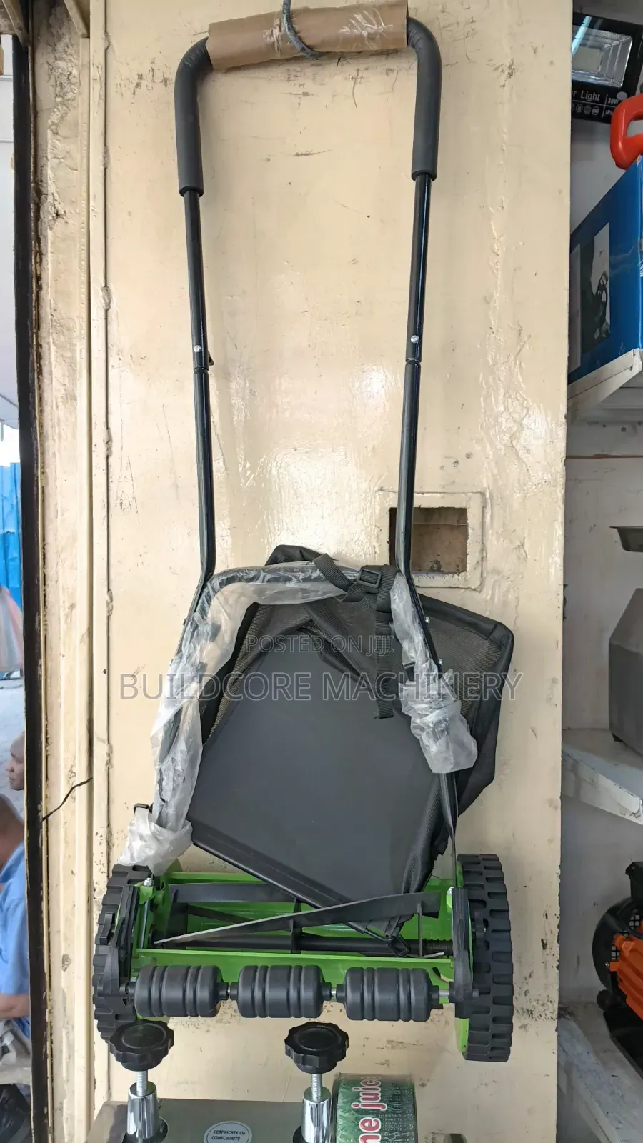 Push Manual Reel Lawn Mower With Collecting Bag
