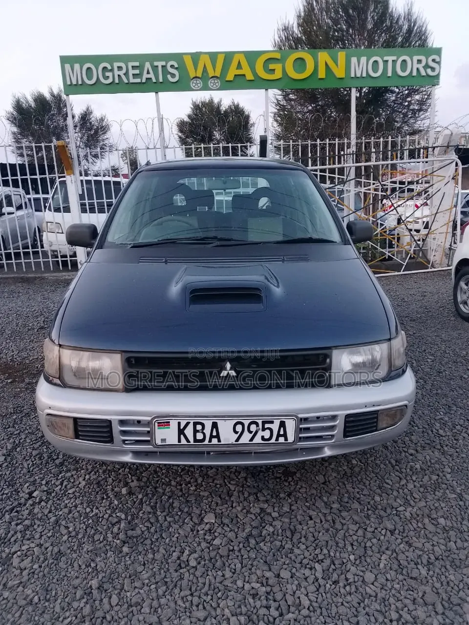 Mitsubishi RVR 1998 Blue