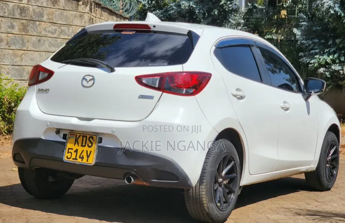 Mazda Demio 2019 White