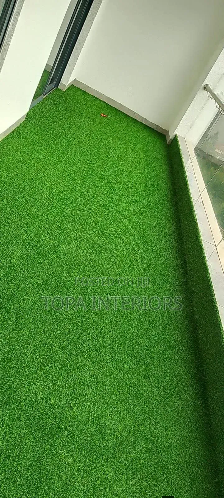 Spongy Fluffy Artificial Outdoor Drainage Enabled Grass Carpets Rugs