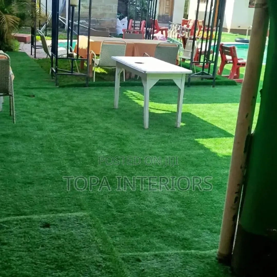 Durable Poolside Artificial Green Outdoor Grass Carpets With Drainage