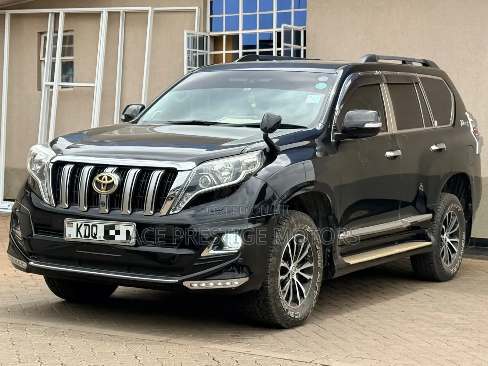Toyota Land Cruiser Prado 2018 Black