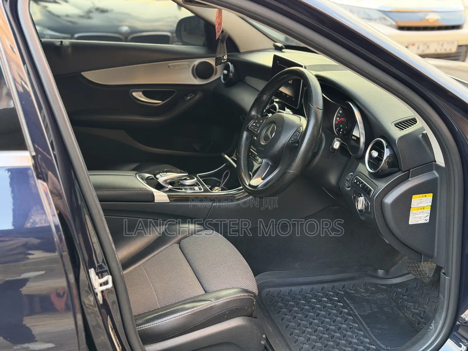 Mercedes-Benz C180 2015 Blue