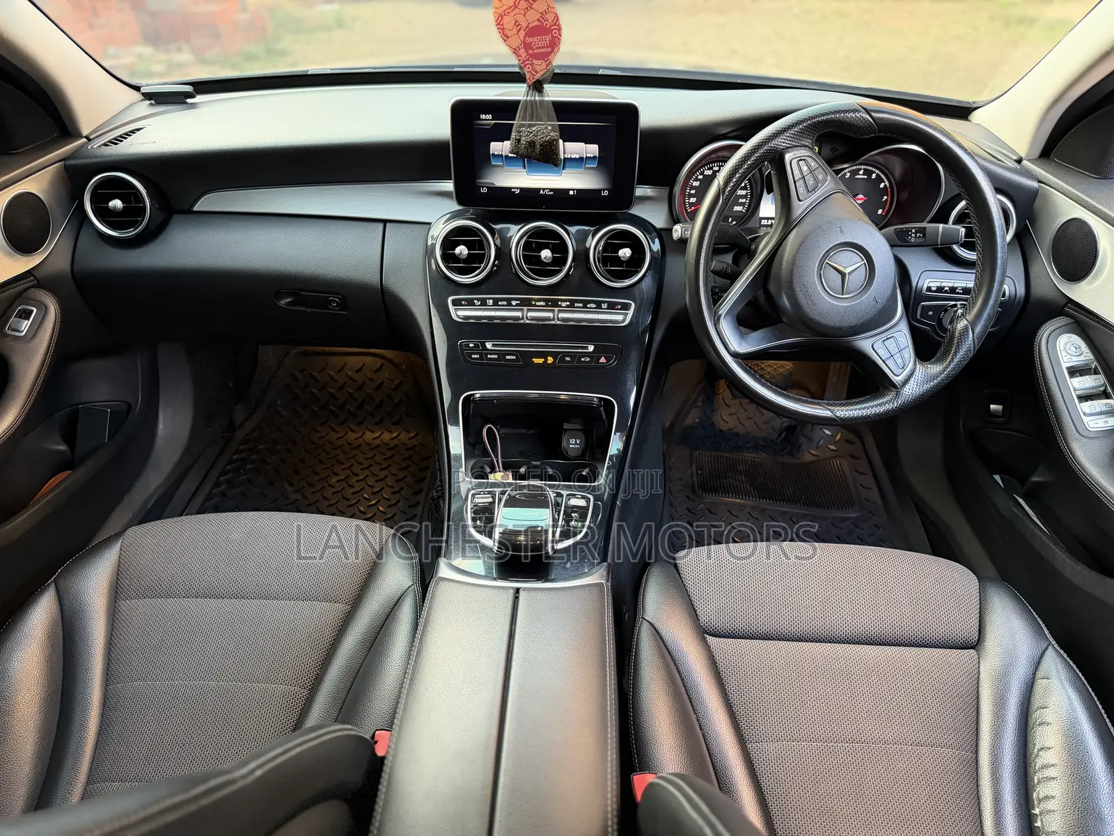 Mercedes-Benz C180 2015 Blue