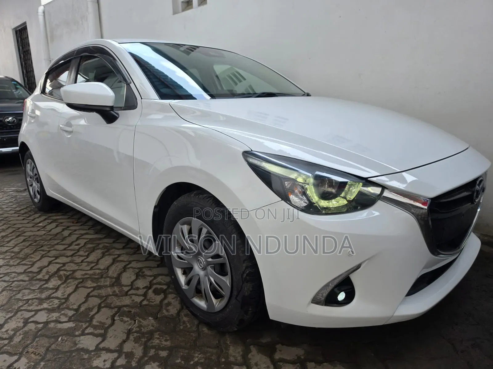 Mazda Demio 2019 White
