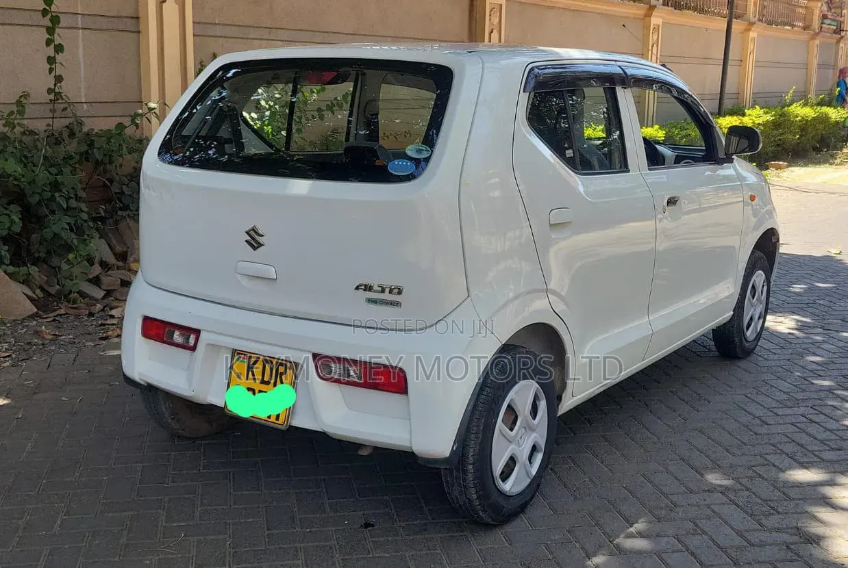 Suzuki Alto 2017 White