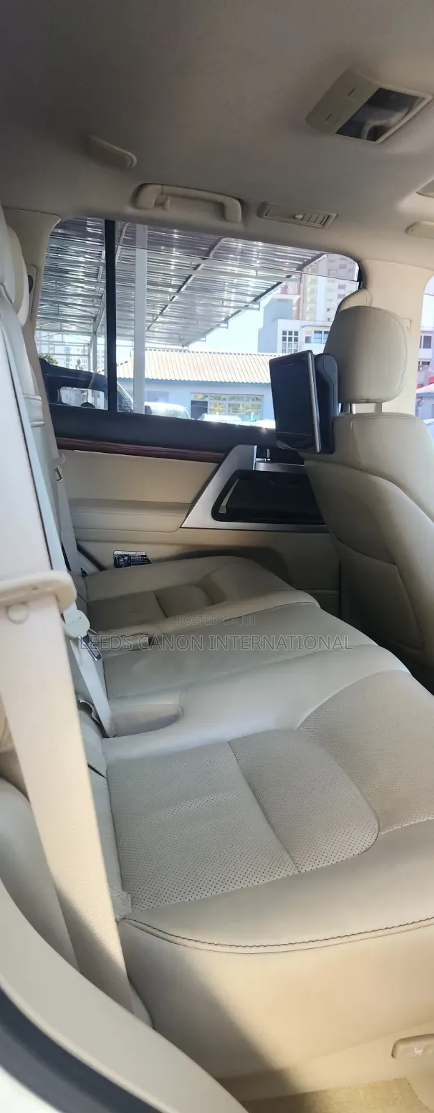 Toyota Land Cruiser 2016 White