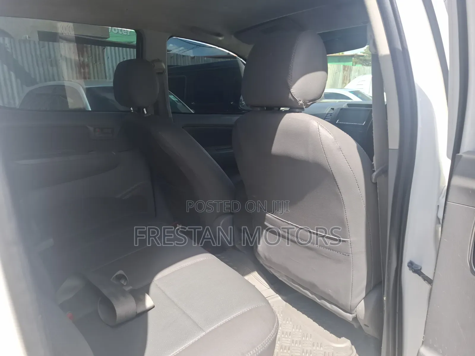 Toyota Hilux 2007 White