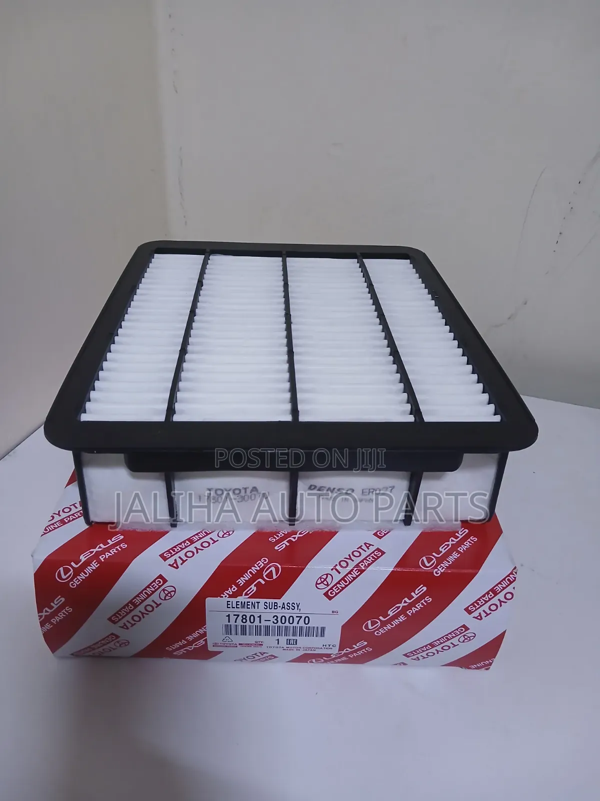 Genuine Toyota Hiace / Hiace Regius Air Filter