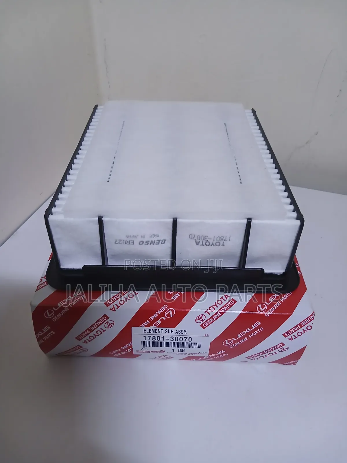 Genuine Toyota Hiace / Hiace Regius Air Filter