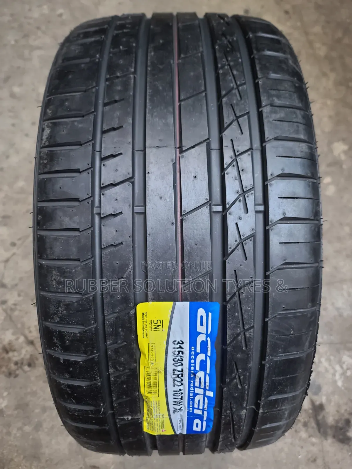 315 /35 R22 ACCELERA TYRES Made in Indonesia