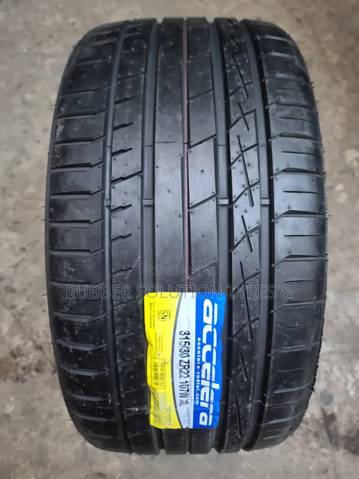 315 /35 R22 ACCELERA TYRES Made in Indonesia